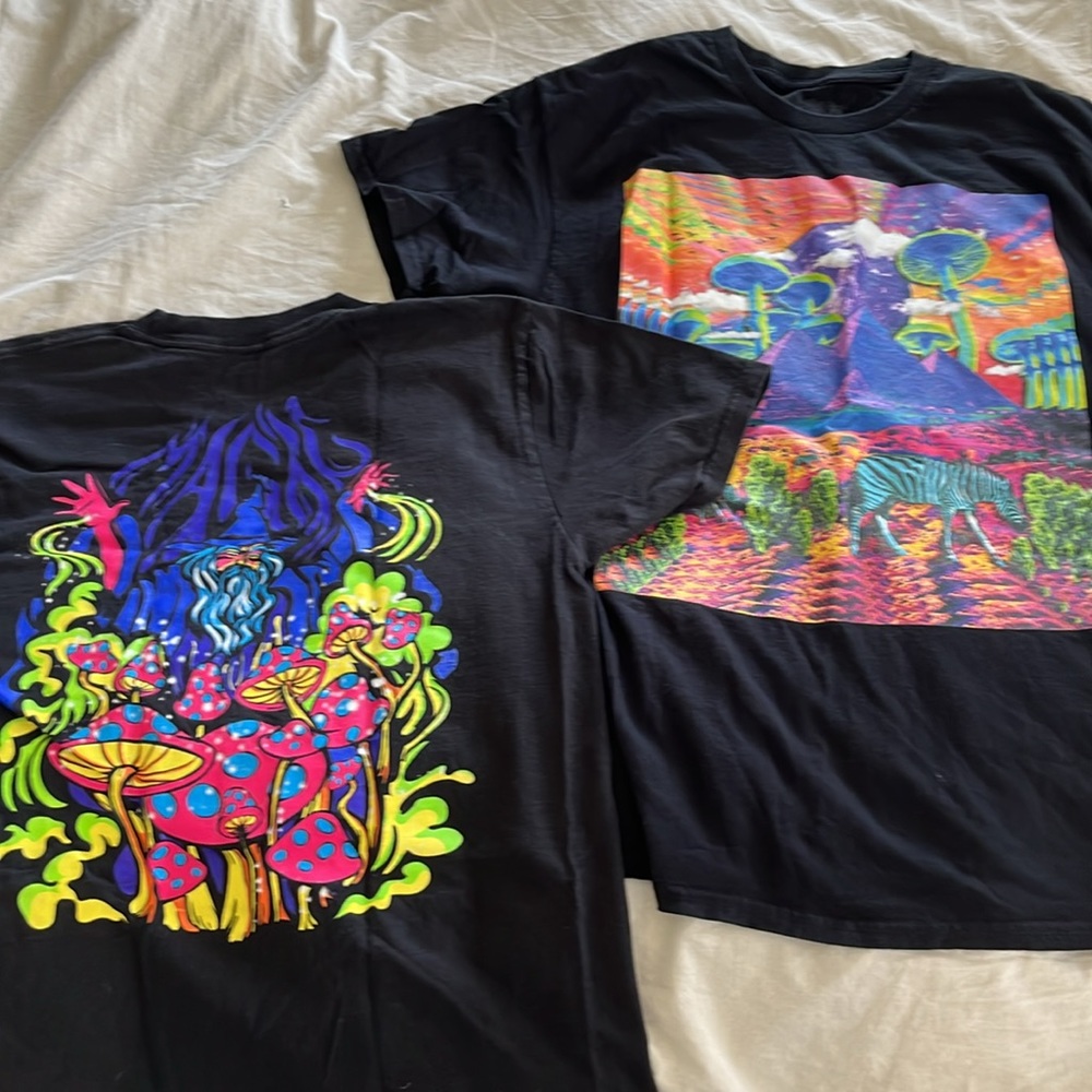 Awesome 70’s inspired Acid-chic tee BUNDLE, small/medium